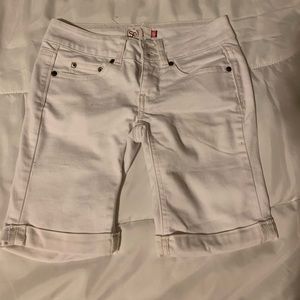 White Bermudas